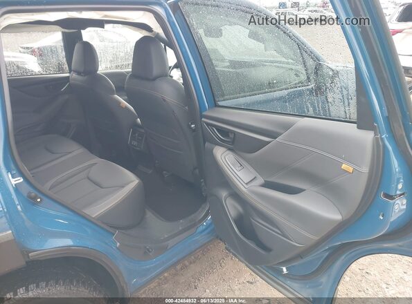 JF2SKAJC8SH404977 2025 SUBARU FORESTER Blue Вид наклейки з VIN-кодом