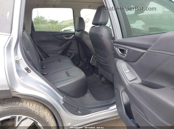 JF2SKAXCXLH494092 2020 SUBARU FORESTER Silver Widok naklejki z numerem VIN