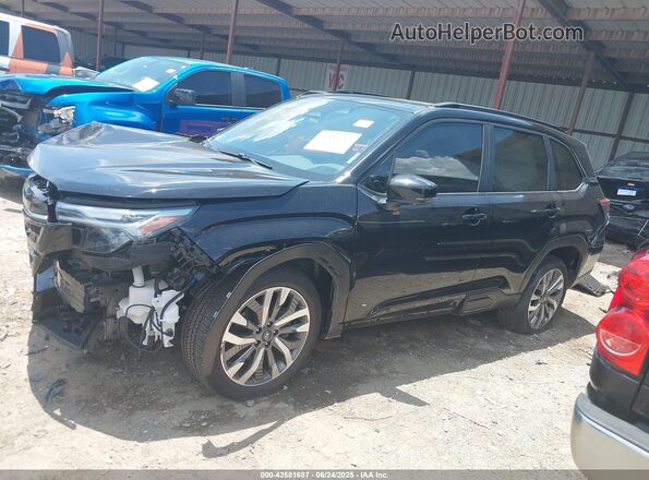 JF2SLDTC4SH551163 2025 SUBARU FORESTER Black სალონის 360-გრადუსიანი ხედი