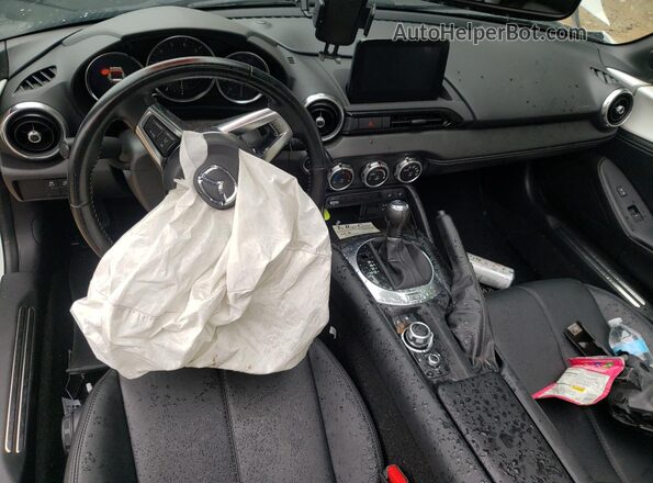 JM1NDAM73P0551704 2023 MAZDA MX-5 White Առջևի վահանակի տեսք