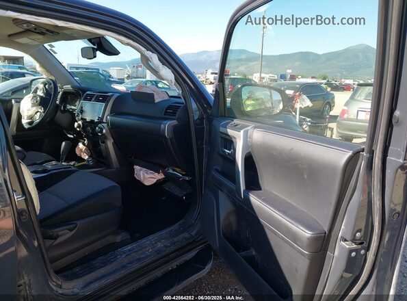 JTEMU5JR8R6301136 2024 TOYOTA 4RUNNER Gray 