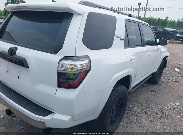 JTERU5JR8P6159308 2023 TOYOTA 4RUNNER White Tył prawy