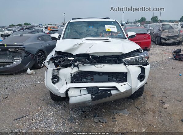 JTERU5JR8P6159308 2023 TOYOTA 4RUNNER White Widok zestawu wskaźników
