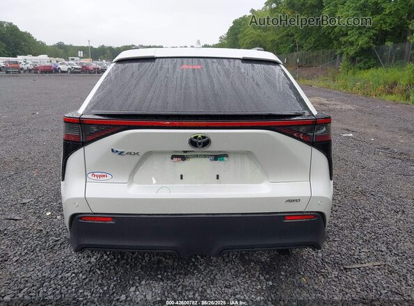 JTMABACA2PA019260 2023 TOYOTA LE White 