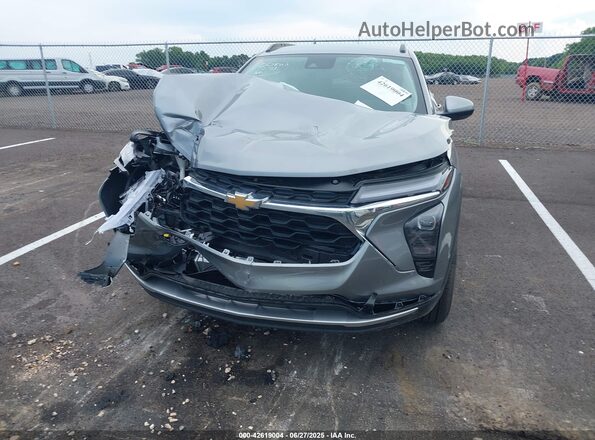 KL77LHEP5SC240377 2025 CHEVROLET TRAX Gray ხელსაწყოთა პანელის ხედი