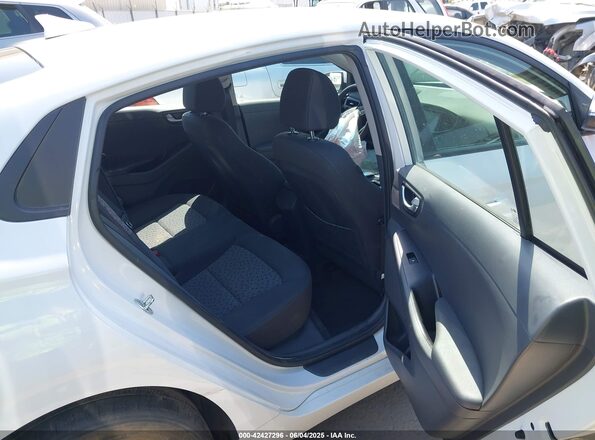 KMHC75LH1KU050520 2019 HYUNDAI IONIQ ELECTRIC White VIN կոդի պիտակի տեսք