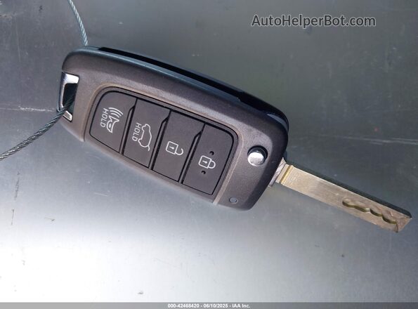KMHH35LE4LU146134 2020 HYUNDAI ELANTRA GT White Vista del salpicadero