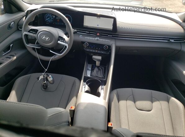 KMHLS4DG1RU811507 2024 HYUNDAI ELANTRA Black Widok deski rozdzielczej