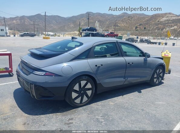 KMHM24AA0RA072152 2024 HYUNDAI IONIQ 6 Gray Rear interior view
