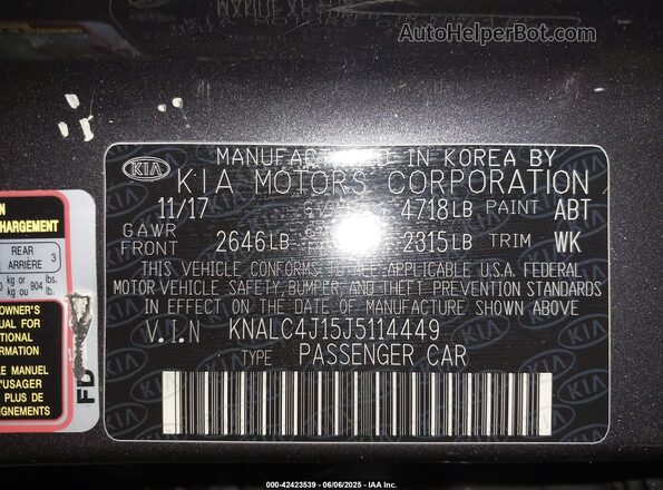 KNALC4J15J5114449 2018 KIA CADENZA Gray Vista del compartimento del motor