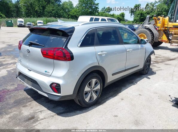 KNDCB3LCXM5469281 2021 KIA NIRO Silver 