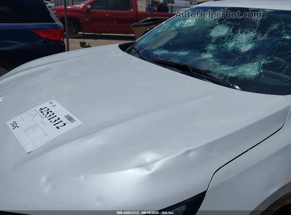 LRBFZPE41RD069692 2024 BUICK ENVISION White Front view