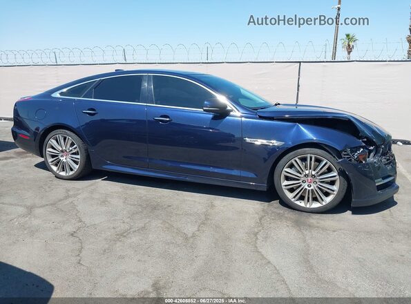 SAJWA1CE3GMV97203 2016 JAGUAR XJ Синий Вид задней части салона