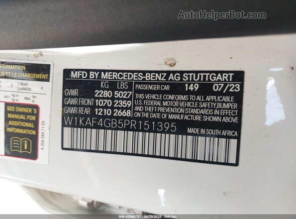 W1KAF4GB5PR151395 2023 MERCEDES-BENZ C-CLASS White Vista del compartimento del motor