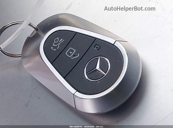 W1KAF4GB5PR151395 2023 MERCEDES-BENZ C-CLASS White Vista del salpicadero