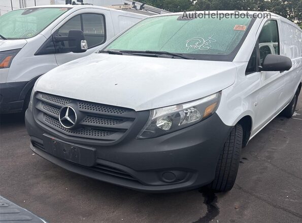 W1YV0BEY5M3909271 2021 MERCEDES-BENZ METRIS  Vista interior delantera