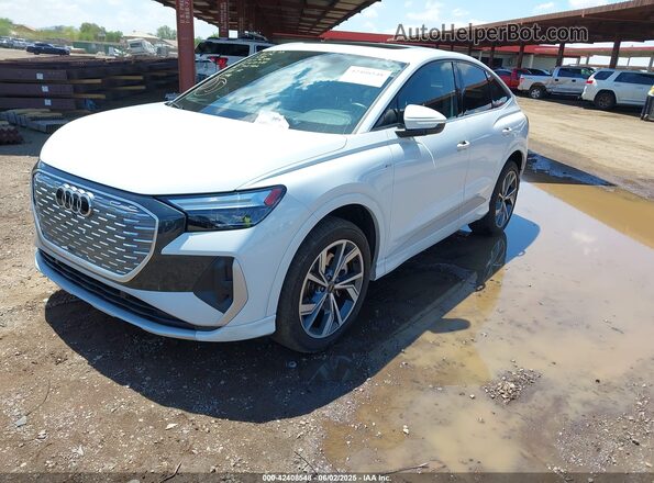 WA122BFZ6PP076595 2023 AUDI Q4 White Передня ліва чверть