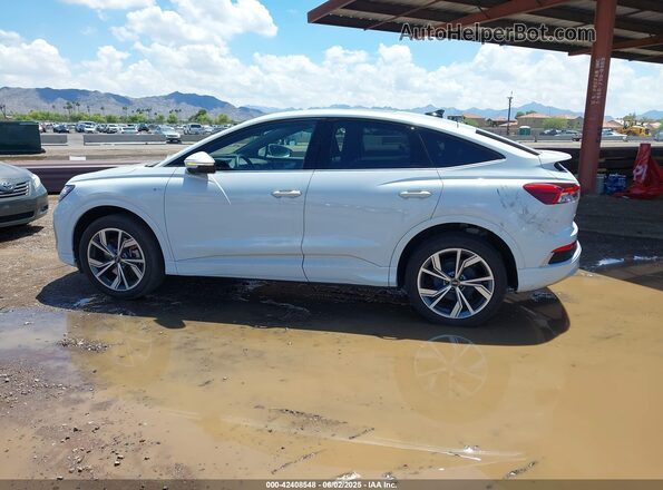 WA122BFZ6PP076595 2023 AUDI Q4 White Вид задньої частини салону