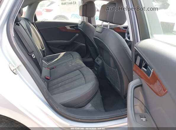 WAUABAF43MN009828 2021 AUDI OTHER Silver Widok naklejki z numerem VIN