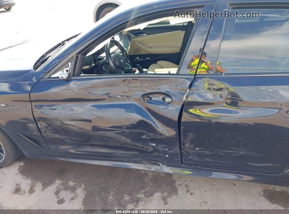 WBA13BJ04MCG25558 2021 BMW 5 SERIES Black Vista frontal