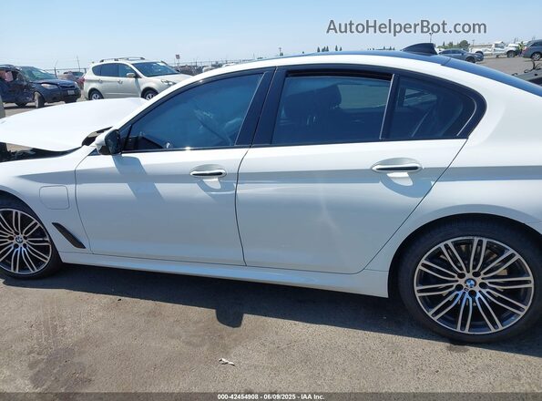 WBAJA9C52JG622876 2018 BMW 5 SERIES Белый Панорамный вид салона 360°