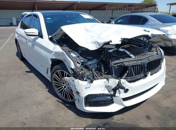 WBAJA9C52JG622876 2018 BMW 5 SERIES Белый Вид спереди