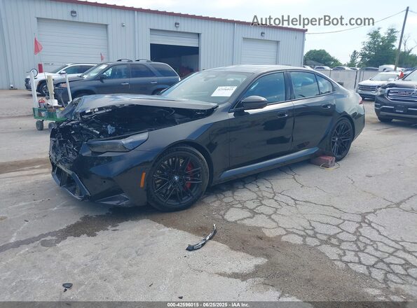 WBS83FK03SCU77171 2025 BMW M5 Black Передня ліва чверть