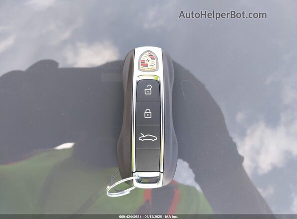 WP0AB2A93SS225589 2025 PORSCHE 911 Gray Вид панелі приладів