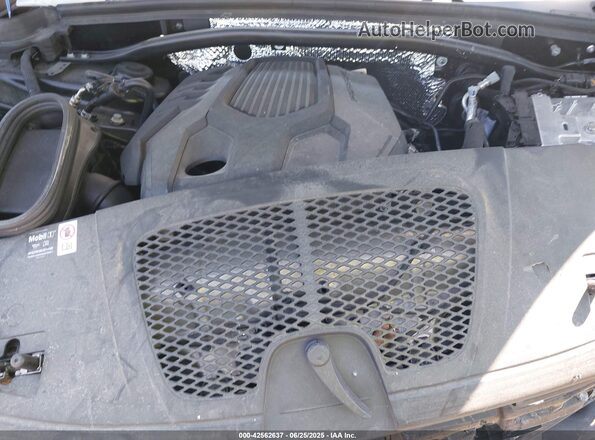 WP1AA2A5XSLB03837 2025 PORSCHE MACAN Black Widok z tyłu