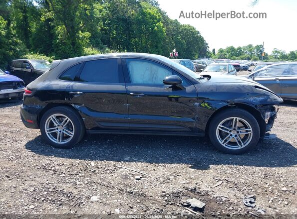 WP1AA2A5XSLB03837 2025 PORSCHE MACAN Black Widok wnętrza z tyłu