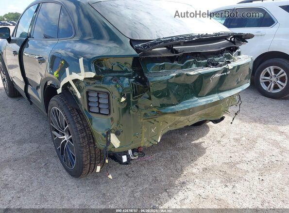 WP1AA2XA9RL002087 2024 PORSCHE MACAN Green 