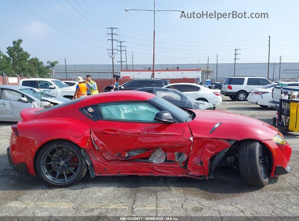 WZ1DB0C02NW048872 2022 TOYOTA GR SUPRA Red Սարքավորումների վահանակի տեսք