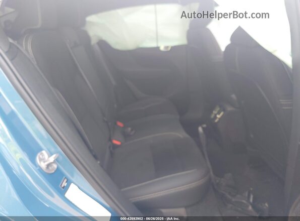 YV4ED3GM5P2055222 2023 VOLVO C40 RECHARGE PURE ELECTRIC Blue Vista de la etiqueta del VIN