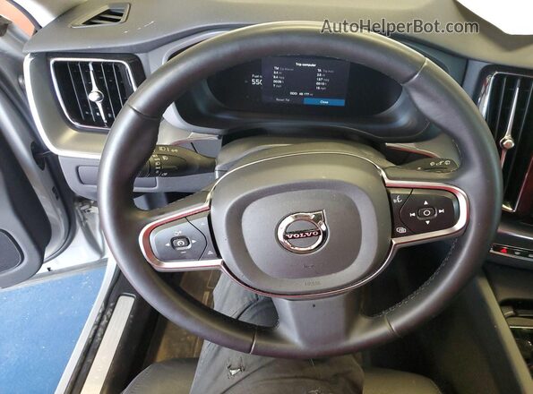 YV4L12RK7R1929374 2024 VOLVO XC60  წინა ხედი