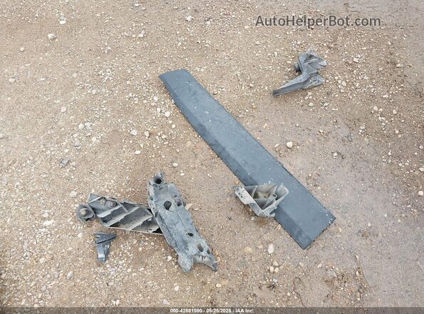 ZACNJDAB6MPN15656 2021 JEEP RENEGADE Silver Widok zestawu wskaźników
