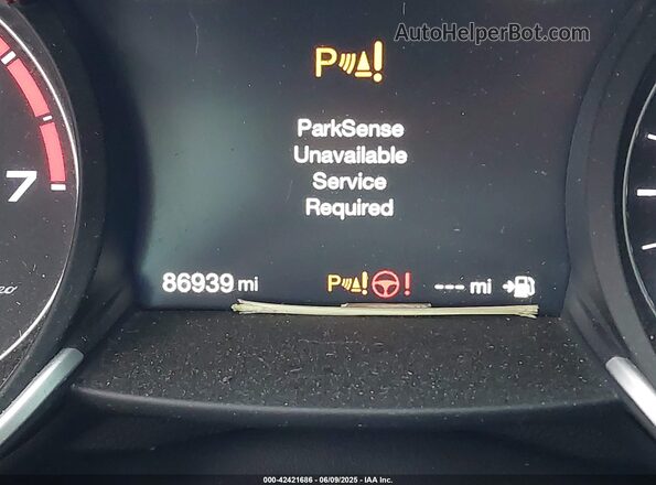 ZARFAMBNXK7612360 2019 ALFA ROMEO GIULIA Gray 