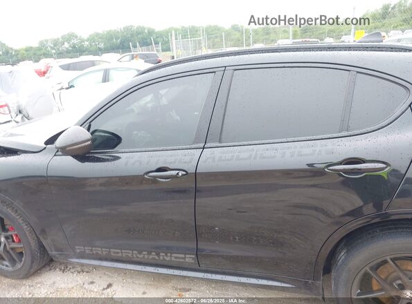 ZASPAKBN1M7D16849 2021 ALFA ROMEO STELVIO Black 