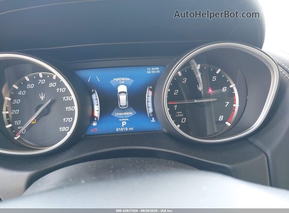 ZN661YUS1KX325296 2019 MASERATI LEVANTE Синий Вид задних сидений