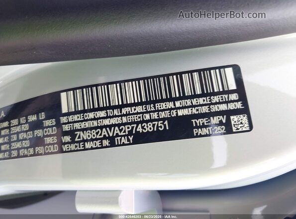 ZN682AVA2P7438751 2023 MASERATI GRECALE Light Blue 