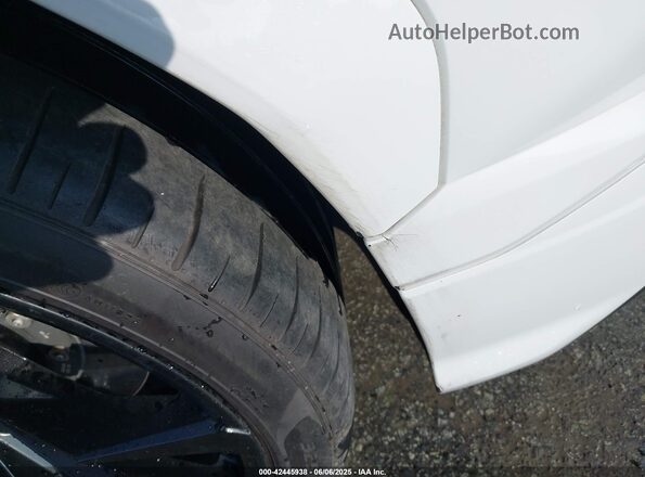 ZPBUA1ZL2NLA18676 2022 LAMBORGHINI URUS White 