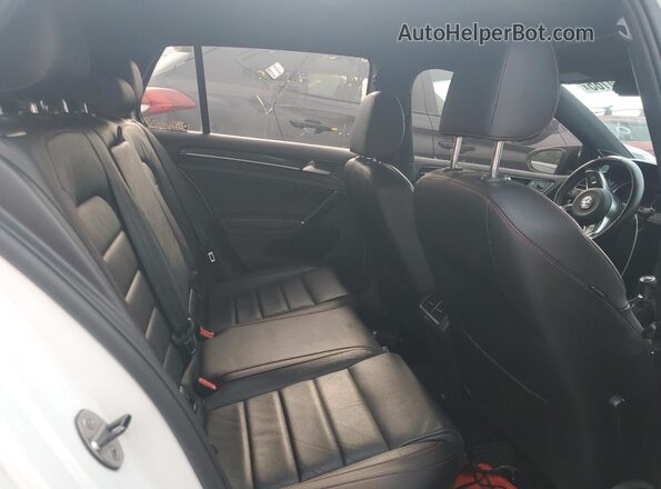 3VW547AU0HM047068 2017 VOLKSWAGEN GTI White 