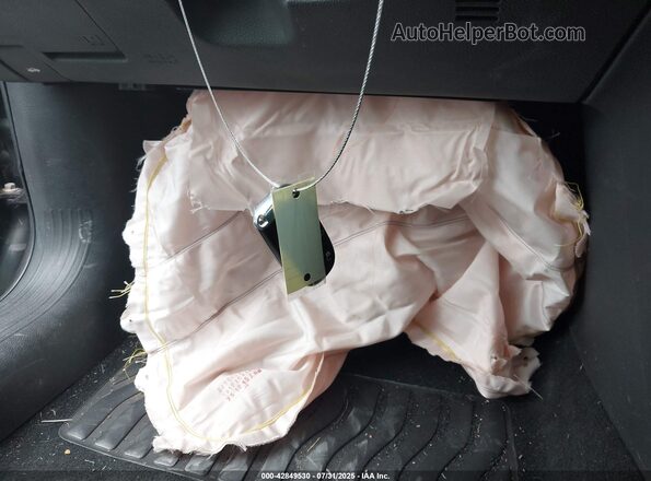 1C3CCCFB6HN505591 2017 CHRYSLER 200 Серый 