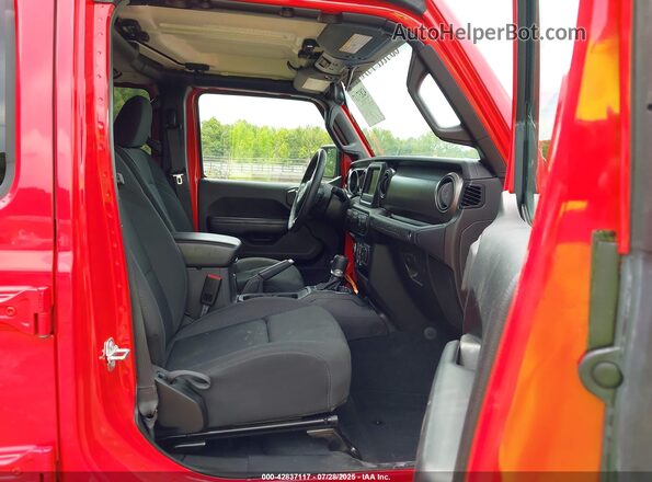 1C4HJXDGXKW586741 2019 JEEP WRANGLER UNLIMITED Red Front interior view