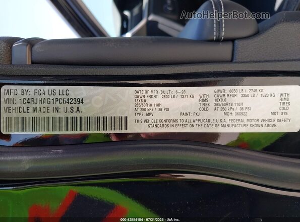 1C4RJHAG1PC642394 2023 JEEP GRAND CHEROKEE Черный Вид подкапотного пространства