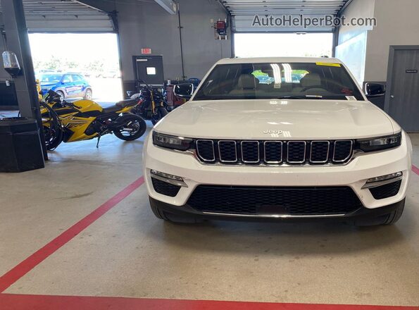 1C4RJHBG0RC112094 2024 JEEP GRAND CHEROKEE  Vista del compartimento del motor