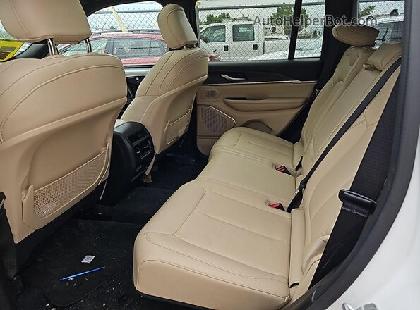 1C4RJHBG2PC559751 2023 JEEP GRAND CHEROKEE  Передняя левая четверть