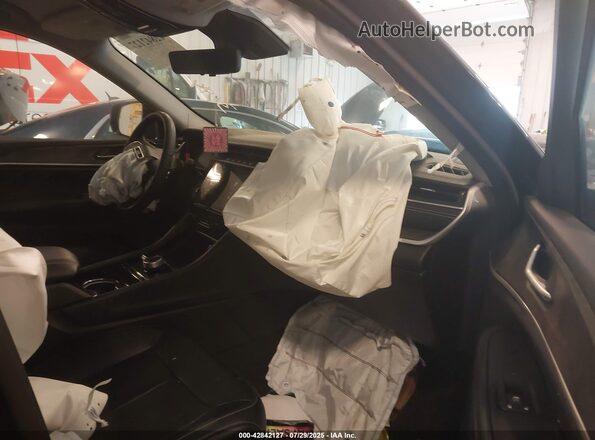 1C4RJHBG5PC633194 2023 JEEP GRAND CHEROKEE Black Front interior view