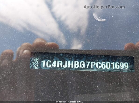 1C4RJHBG7PC601699 2023 JEEP GRAND CHEROKEE Maroon Շարժիչի բաժամունքի տեսք