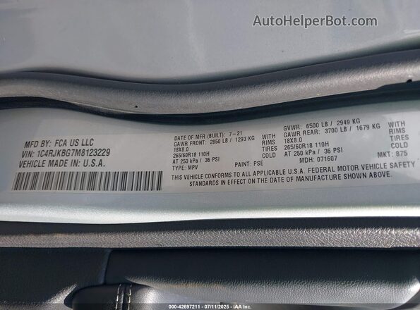 1C4RJKBG7M8123229 2021 JEEP GRAND CHEROKEE L Gray 