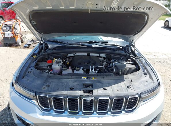 1C4RJYB67N8724281 2022 JEEP GRAND CHEROKEE 4XE Silver Rear view